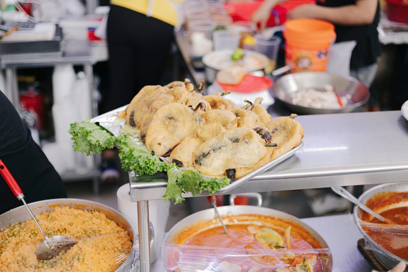 10th- and 11th-graders will serve enchiladas, chile rellenos, and more.