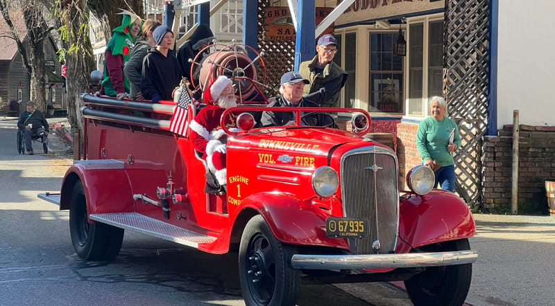 Downieville Fire Auxiliary Hosts Annual “Holiday on Main” Event Saturday