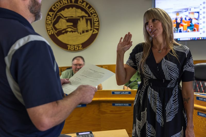 Kinneer was sworn in by Assessor Eric Jackson, who was sworn in to his position by Kinneer.